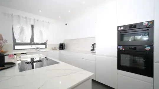 Wohn- und Essbereich (EG)