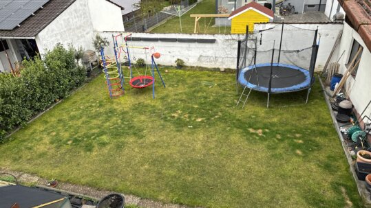 Aussicht in den Garten (OG)